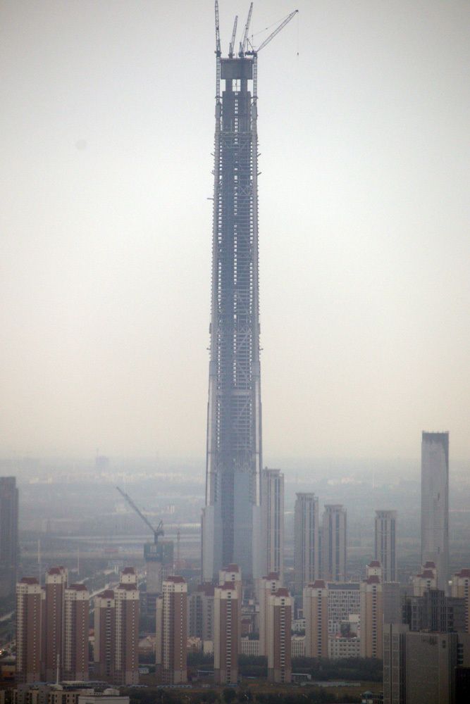 全球最高烂尾楼近600米高曾号称中国第二建了12年却仍未完工