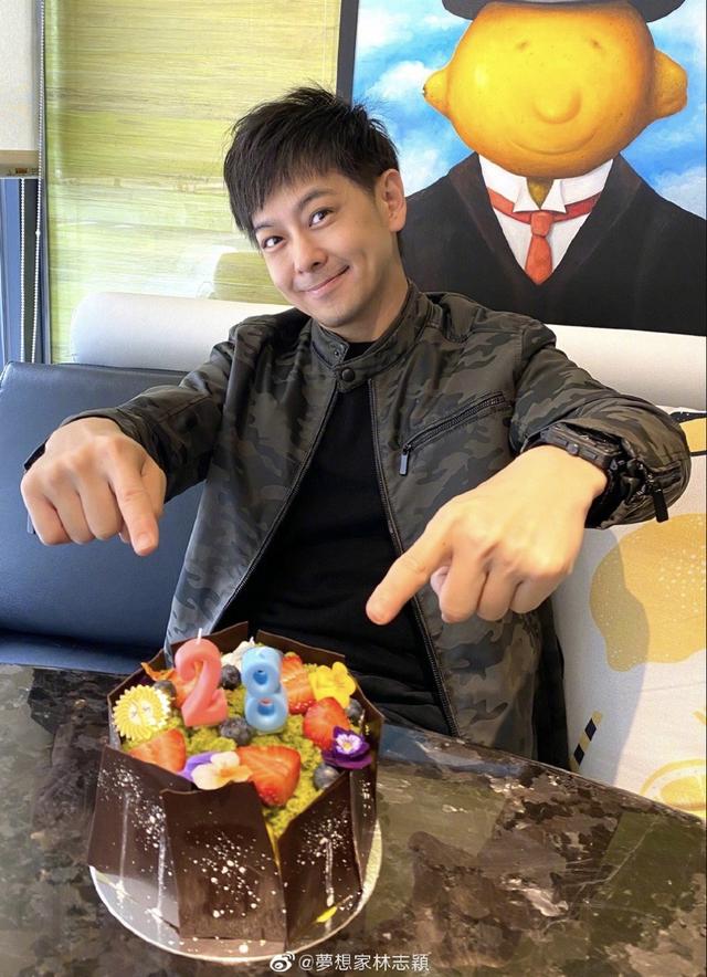 林志颖42岁弟弟林志鑫外出被误认是兄长,兄弟俩差三