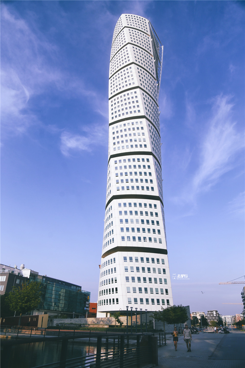 欧洲麻花大楼:"带歪"全球摩天大楼,被土豪买断身价飙到3亿