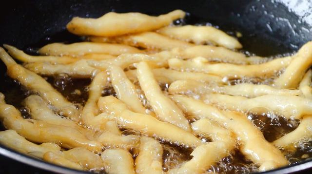 教你调一碗脆皮糊用它炸的银鱼放多久都不会变软又酥又脆