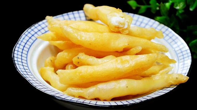 教你调一碗脆皮糊用它炸的银鱼放多久都不会变软又酥又脆