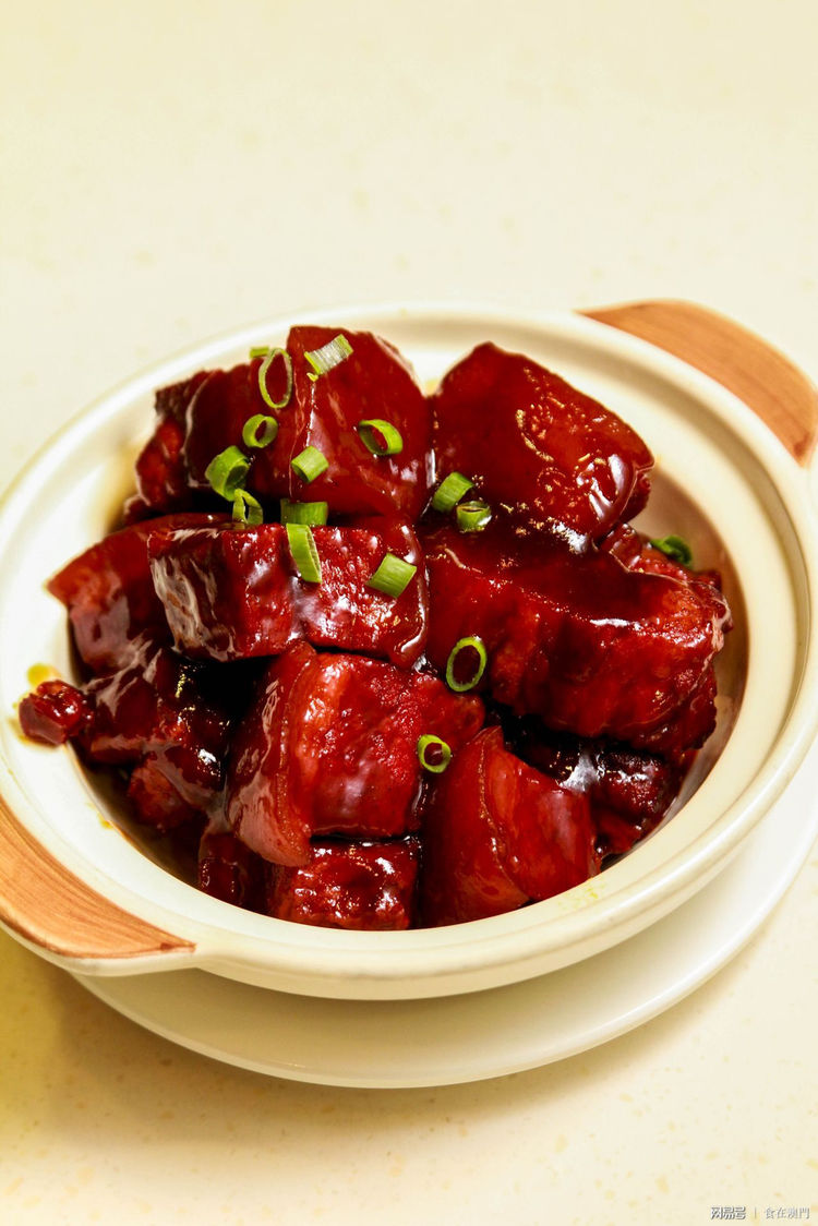 炖猪肉,这调料不要加,要不肉质又硬又塞牙,还不入味,营养减