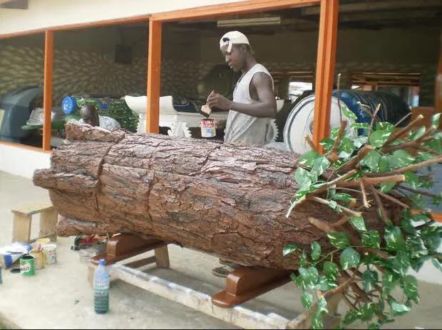 黑哥一笑,生死难料:非洲爆款奇葩棺材大赏