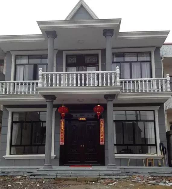 35万盖的农村别墅婚房,号称全村最有品,大家看看怎么样?