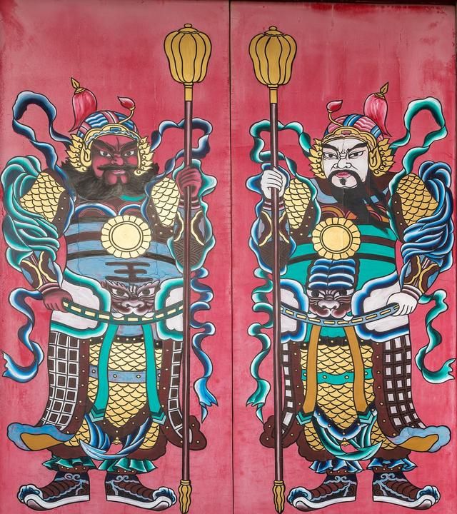 两大门神,尉迟恭与秦琼谁更厉害?历史上俩人干过一架高下立判