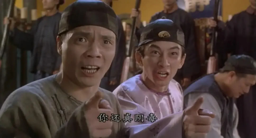 他是周星驰电影黄金配角,一句话一角色火了26年,59岁自爆0收入