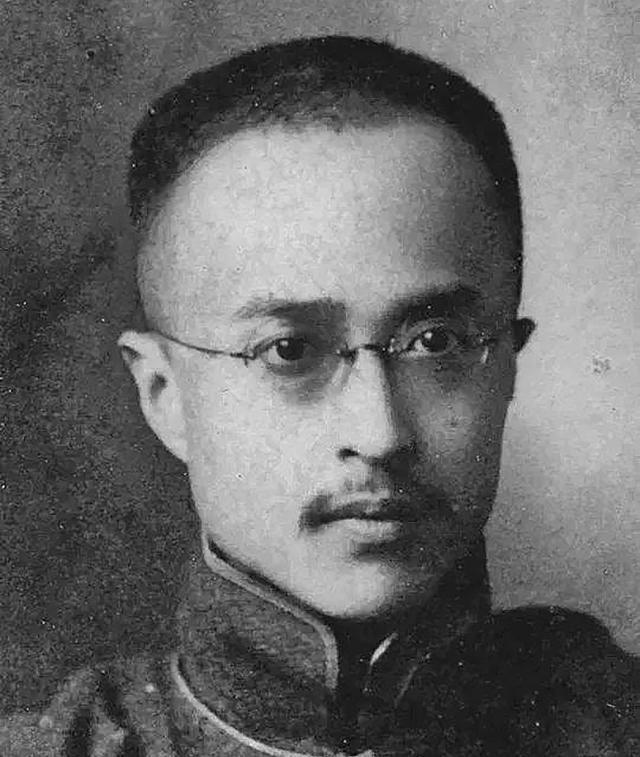 一代绝色美人陆英嫁妆排满十条街怀14胎生九子