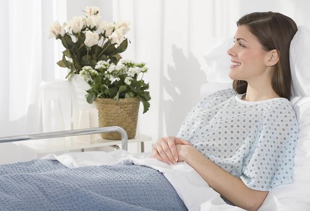 女人坐月子谁来照顾比较好?过来人直言:宁愿用婆婆,也别用亲妈