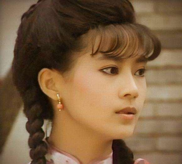 被撒贝宁从小暗恋的金铭回忆《婉君》,这部琼瑶名作算不算经典?