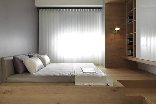 卧室里不要放大床了,头次见聪明人装这种地台床,后悔没早察觉