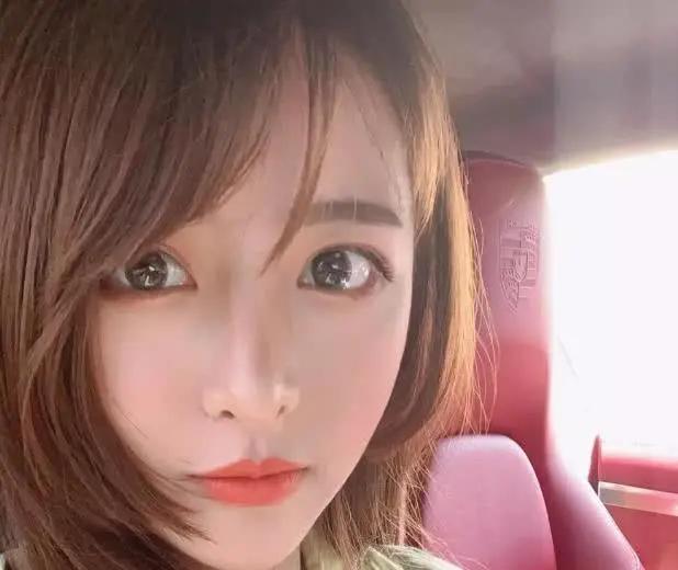 最尴尬的反差斗鱼一姐生图曝光肥了3圈榜1刷了20w后跑路