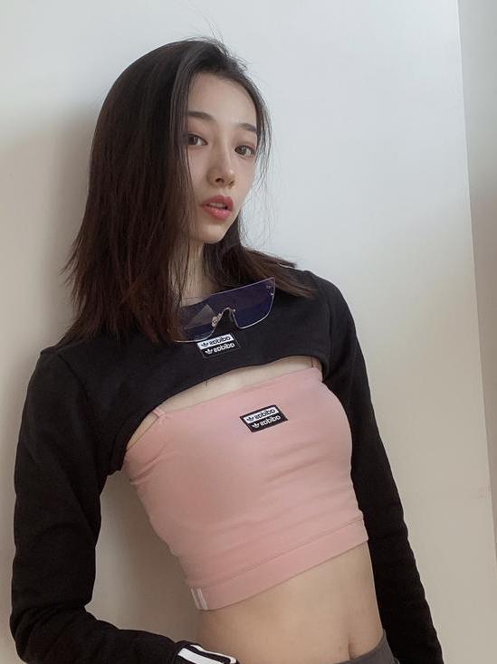 中国体操女神张豆豆近照曝光曾获最佳形态奖如今美到窒息