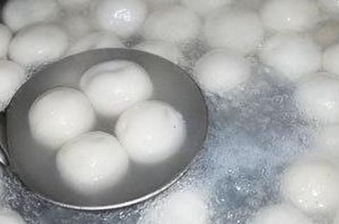 煮汤圆时，不要直接下锅煮，还需记住这几步，汤圆更Q弹入味煮|汤圆|糊锅|元宵节_新浪新闻