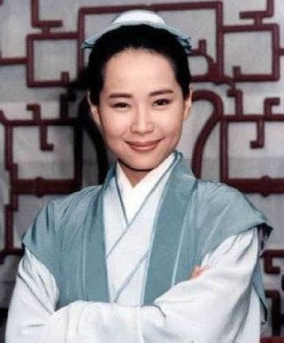 最经典的许仙反串女演员叶童结婚多年无子老态尽显