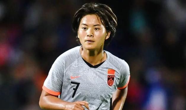 拿下韩国队稳了?王霜回归,女足国家队会有何变化?