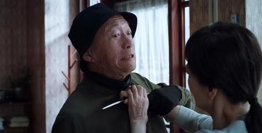 如何看待老戏骨金士杰为何会出演不完美的她中的恶父李泽