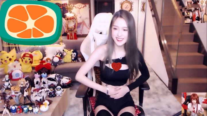 腐团儿开播化身"女特工", 自称肥美界女神,网友评论让她害羞|斗鱼|女