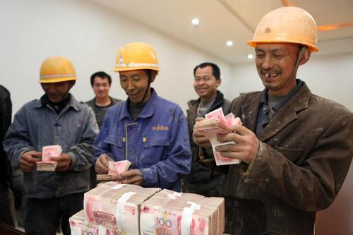 的工资保护还是非常给力的,之前那种拖欠农民工工资的情况很少发生了