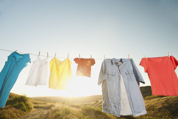 四大法宝助你的衣服收获满满阳光的味道|衣服|阳台|衣物_新浪新闻