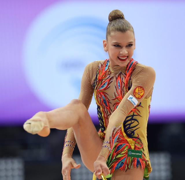 公式サイト 蔵出し 中国骨董 レトロ中国美女体操選手雑誌3冊と廃盤旧札