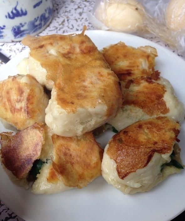 徐州特产小吃水煎包,制作简单,皮酥馅香,家乡的味道