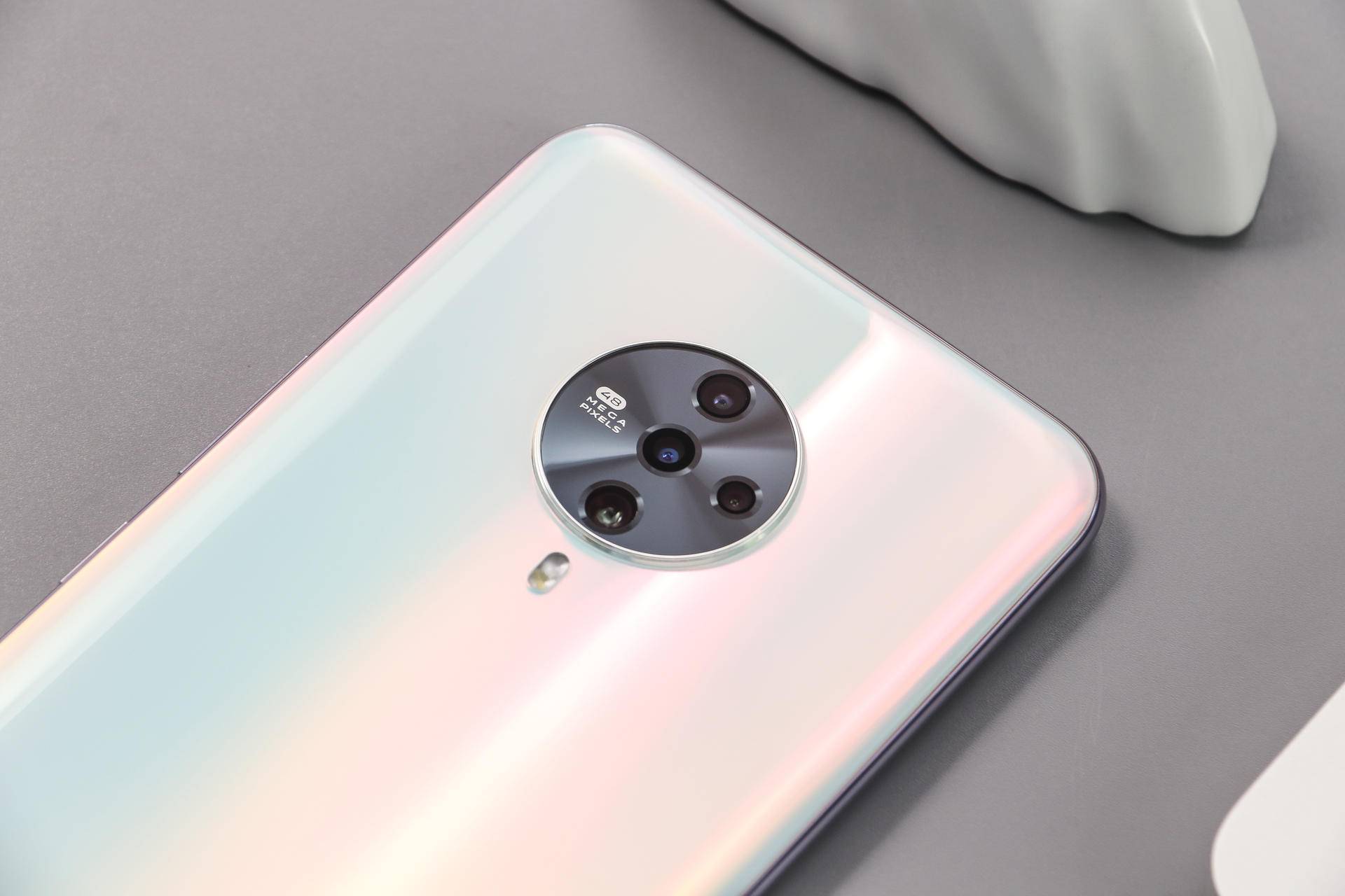 自拍旗舰化身夜拍小能手,vivo s6的强悍肉眼可见