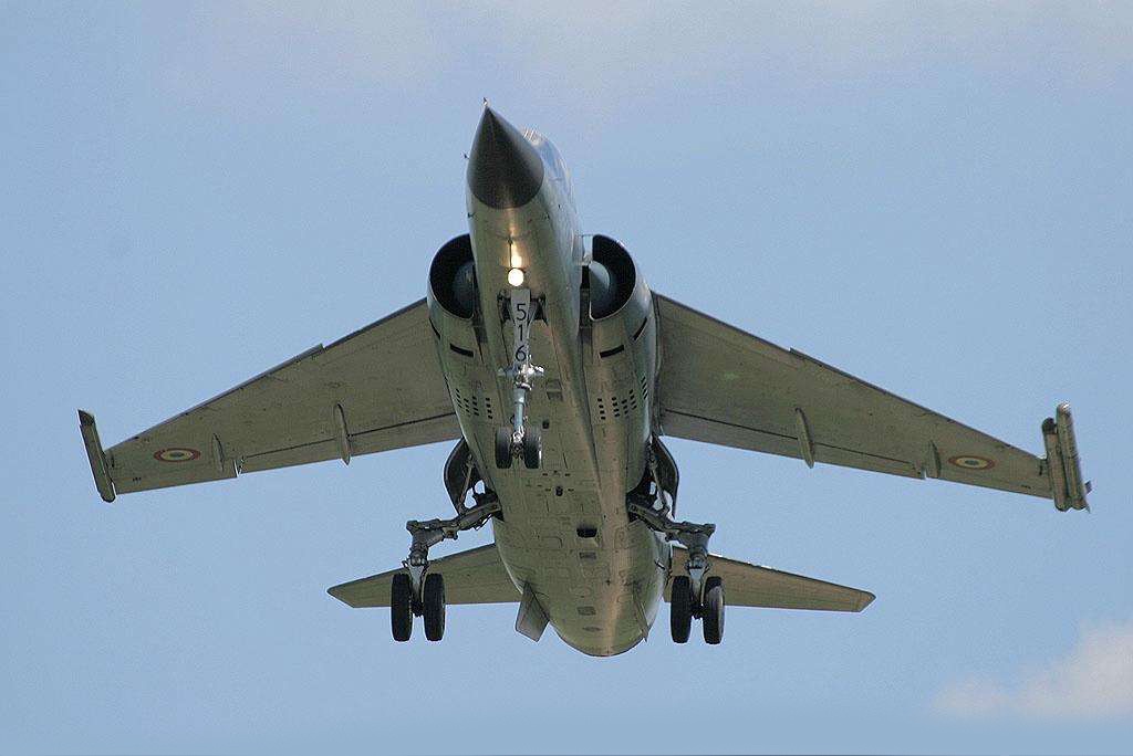 苏-15截击机几次击落民航飞机,几百名乘客丧生