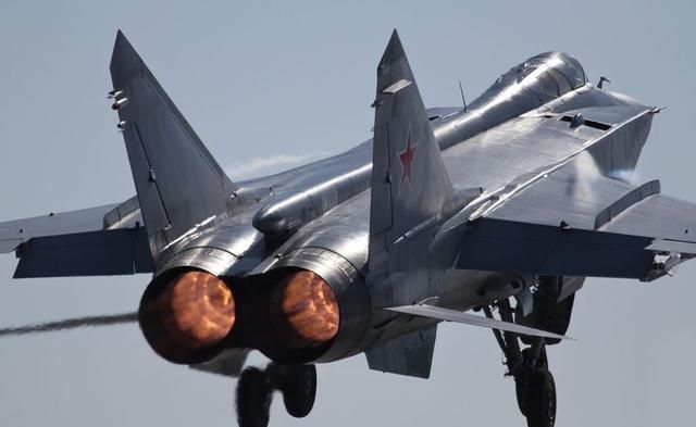 苏-15截击机几次击落民航飞机,几百名乘客丧生