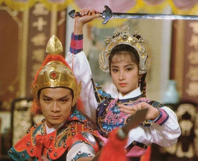 tvb老剧《杨家将》:无线五虎将罕见同台飙戏,饰演亲兄弟