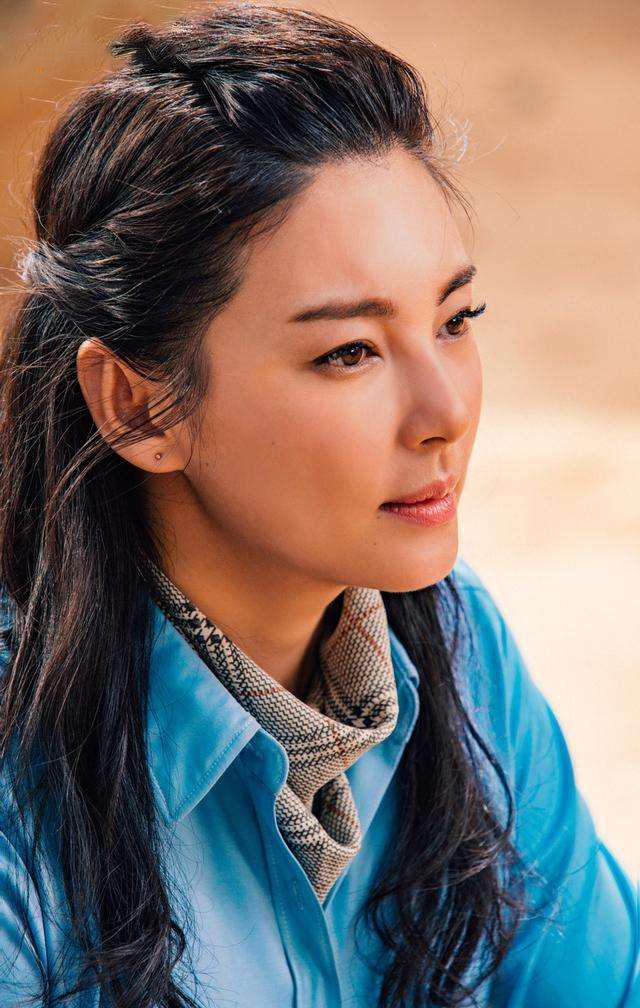 73岁高雄登上热搜拍戏从不用替身与高伟光合作零瑕疵