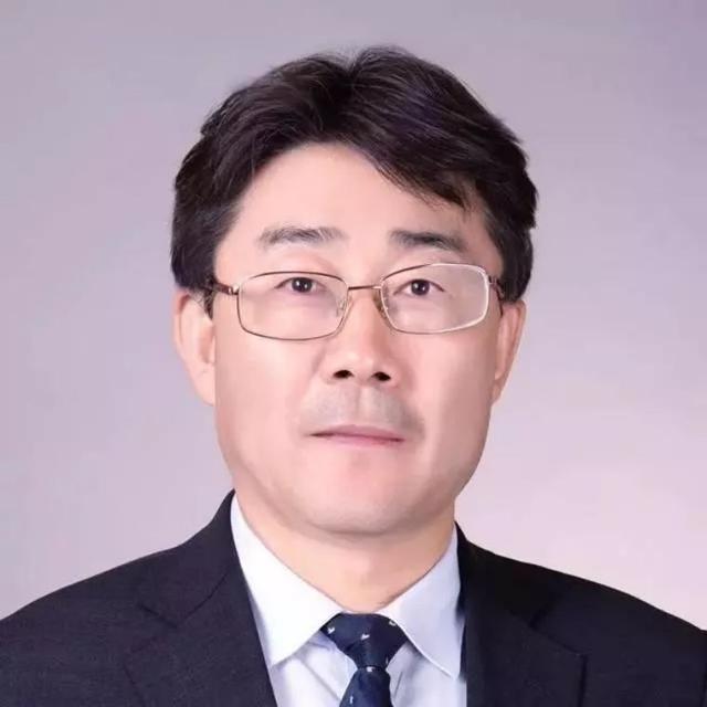 高福接受采访谈绥芬河疫情,透露工作进展,他的履历真不简单