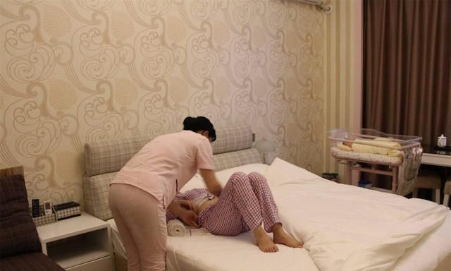 3)乳房不胀就不给宝宝开奶有的人认为乳房没产生胀