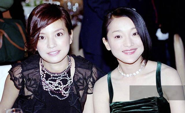 本以为赵薇够惊艳但同框周迅