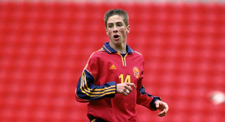 金童托雷斯生涯回顾出走8载归来仍是少年拿齐4大杯已无遗憾