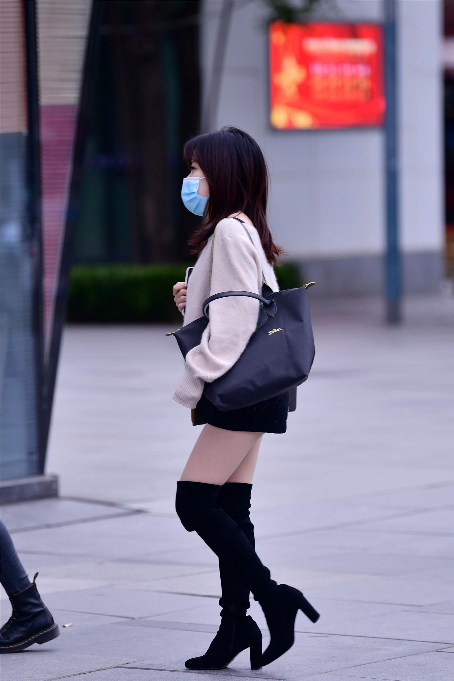 春季穿着长靴真的不会热,也不是为了保暖,更多是喜欢长靴