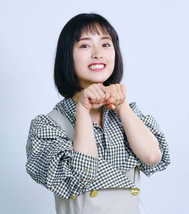 有种"惊艳"叫沈月经纪人,多次被导演看中,她却不为所动