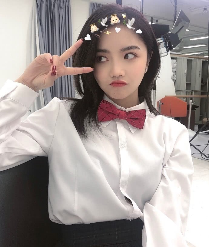 都说安崎的媒婆痣太凶,当帮她把痣p掉之后,网友:神仙颜值