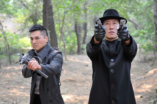 神偷",更是身手不凡,曾因为偷戴笠的金笔被抓进监狱,后被欧阳剑平救出