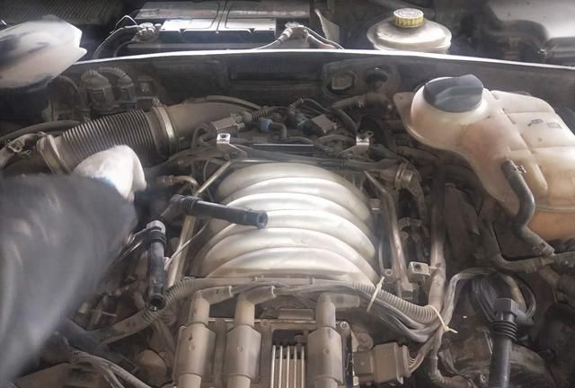 奥迪2.8v6发动机故障一大堆,最吓人的是差点把发动机甩出去