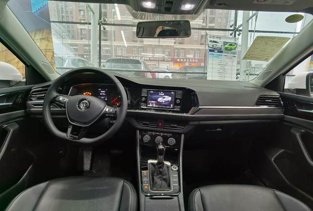 车市调查：速腾优惠5万，这5款合资紧凑轿车为何如此受欢迎？