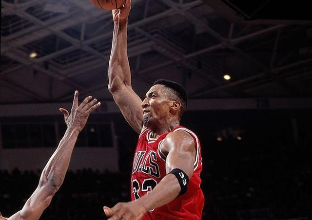 麦迪谈选秀往事:97年被选中的时候 公牛老板想用皮蓬来换我