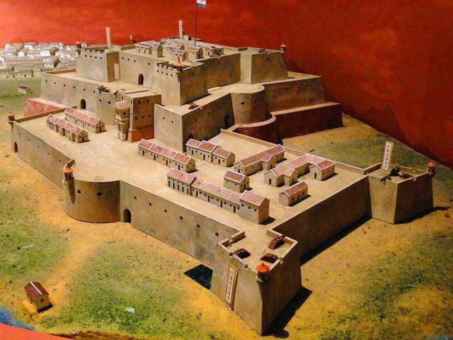 方法用在一圈城墙防御的中国古城上是有用的,但在立体的欧洲棱堡面前