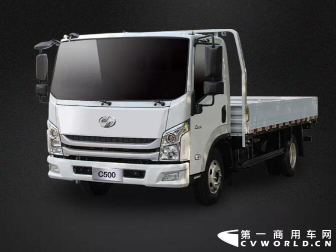 变速箱方面,上汽跃进超越c500可选万里扬6挡铝合金变速箱以及马瑞利6