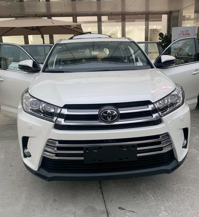 一年卖出98506台，丰田汉兰达到底好在哪里？