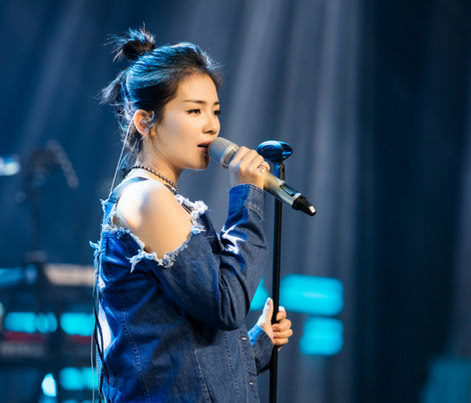 跨界歌王》,当时演技颜值都过硬的实力派女神刘涛,凭借不错的唱歌功底