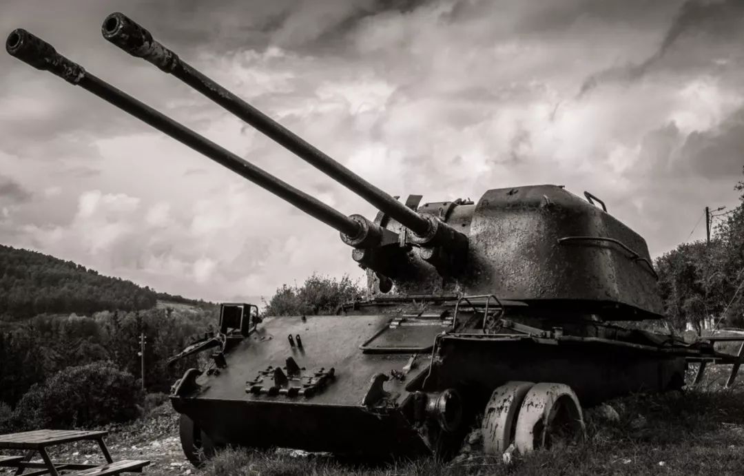 双管恶魔,火力强大的zsu-57-2自行高炮,却因瞄准问题成为摆设