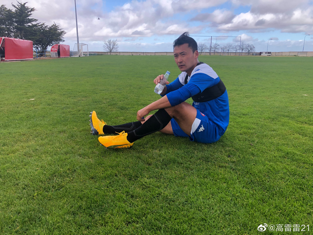 高雷雷:中国足球一直保持自嗨状态 久而久之看不清真相了