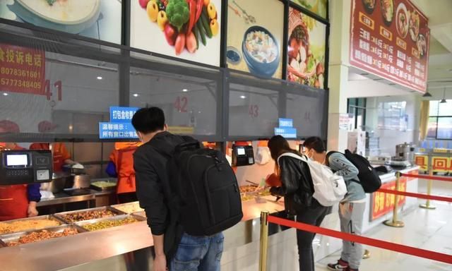 大学开学返校记:桂林理工大学毕业年级学生顺利返校!