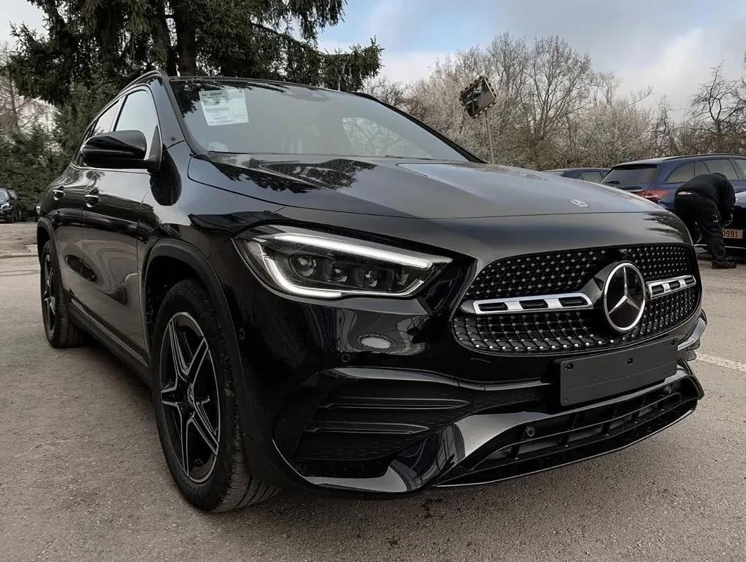 运动的风格 全新奔驰gla级实车