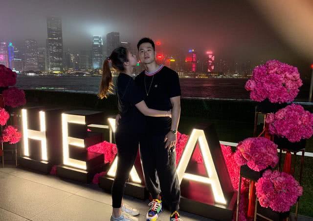 男篮悍将娶女篮美女,中国篮坛诞生"神雕侠侣"|孟铎|刘格婷|女篮_新浪